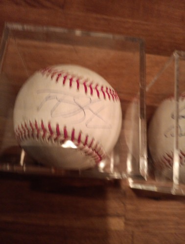 Two Autograph Balls Unknown I Bought These In Alot Of Auto Cards And Bats, Legit - Picture 3 of 3