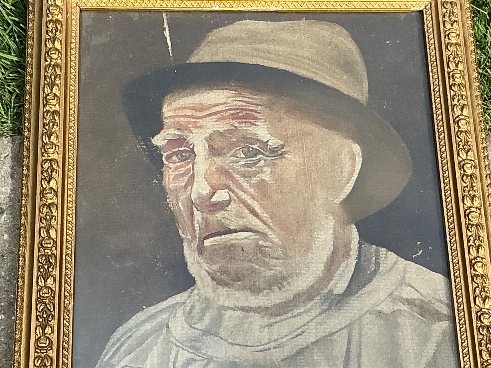 Picture 2 of 8