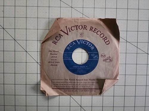1951 DINAH SHORE NOBODY'S CHASING ME RCA VICTOR RECORD 45 RPM