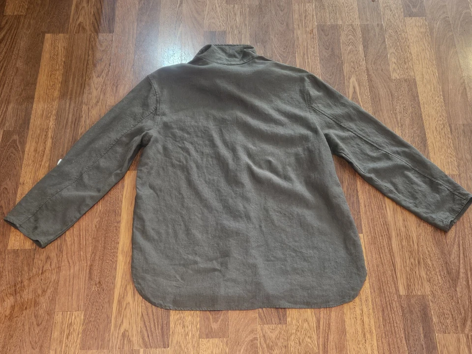 Camisa Jones de lino para mujer talla pequeña excelente estado marrón oliva oscuro Foto 2 de 4