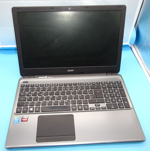 Acer Aspire E1 (V5WE2) Notebook*OHNE RAM & HDD*Für Ersatzteil DEFEKT#N667 - Bild 1 von 7
