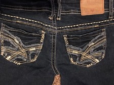 Amethyst Jean Shorts, Juniors Size 1, Distressed, Dark Blue, Decorative Pocket