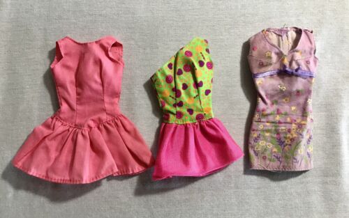 Vintage Barbie Doll Clothes - Picture 2 of 12
