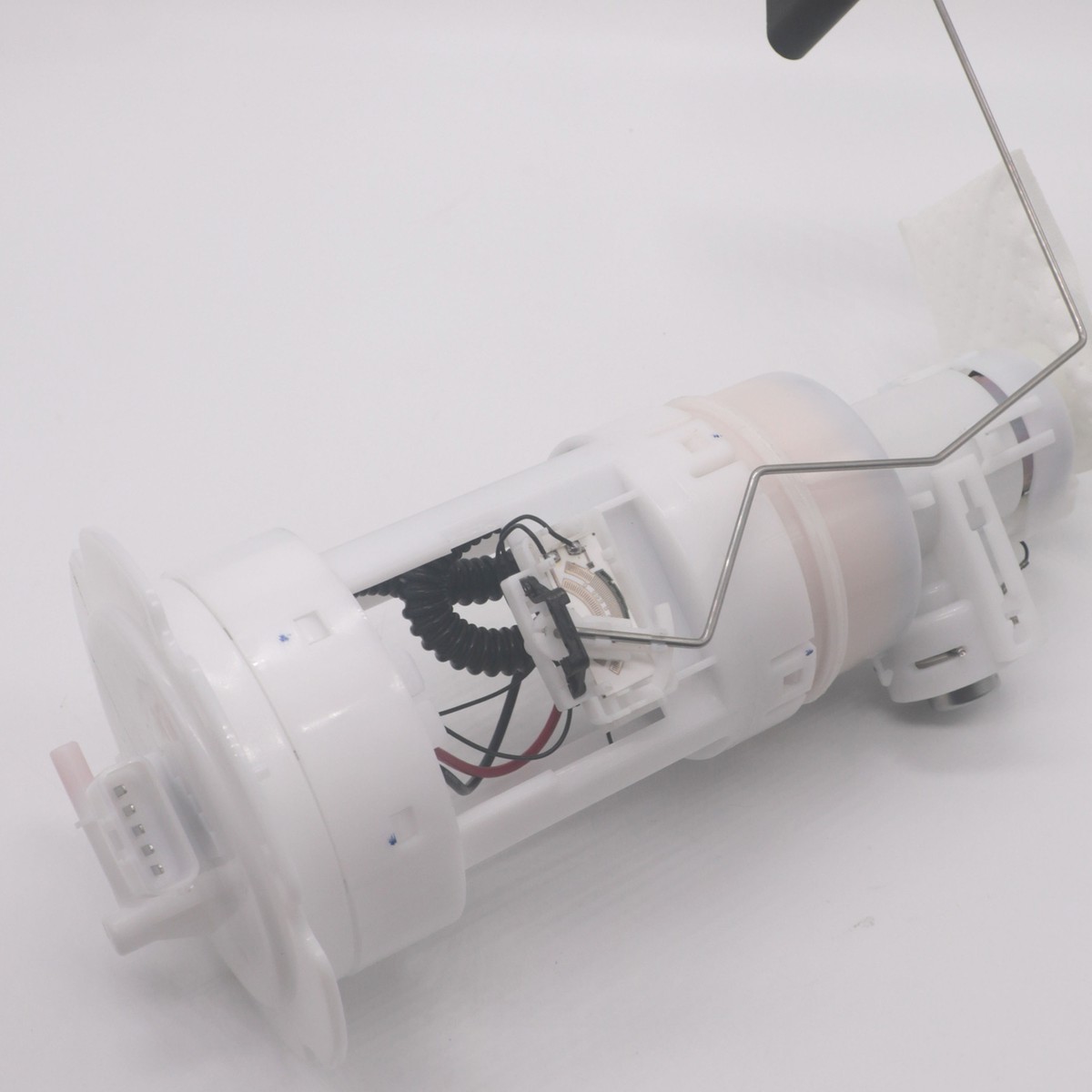 Fuel Pump Assembly 17040-VZ00A For Nissan Urvan 2.5L 2008-2012