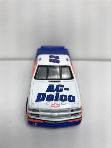 1995 Racing Action Limited Edition 1:64 Ken Schrader 52 Chevy Race Truck - Picture 4 of 10