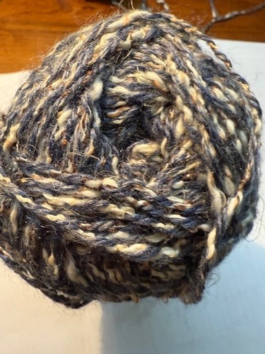 Vintage Patons Yarn - SEASONS - #105 Black Tweed - 1.75oz, 115yd, 105m, France - Picture 8 of 10