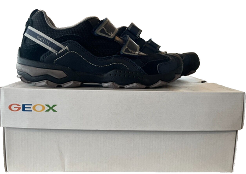 Geox Respira Boys Hook-and-Loop Black Shoe Sz 4 New with Box - Picture 5 of 6