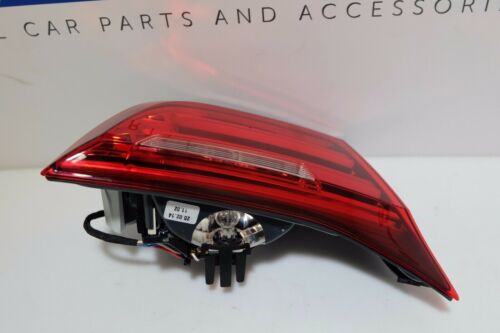 Bmw F82 M4 Rear light in trunk lid left Rücklicht Heckklappe links 63218059655 - Bild 8 von 8