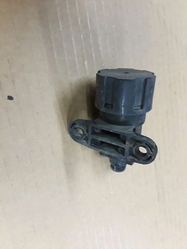 Ford Focus EGR 2003 regulador de vacío OEM K108 Foto 4 de 4