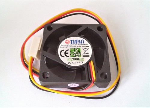 5 x Titan Gehäuselüfter/ TFD-4010M12Z - 40x40 10 mm - 8,3m³/Std. - NEU in OVP - Bild 1 von 3