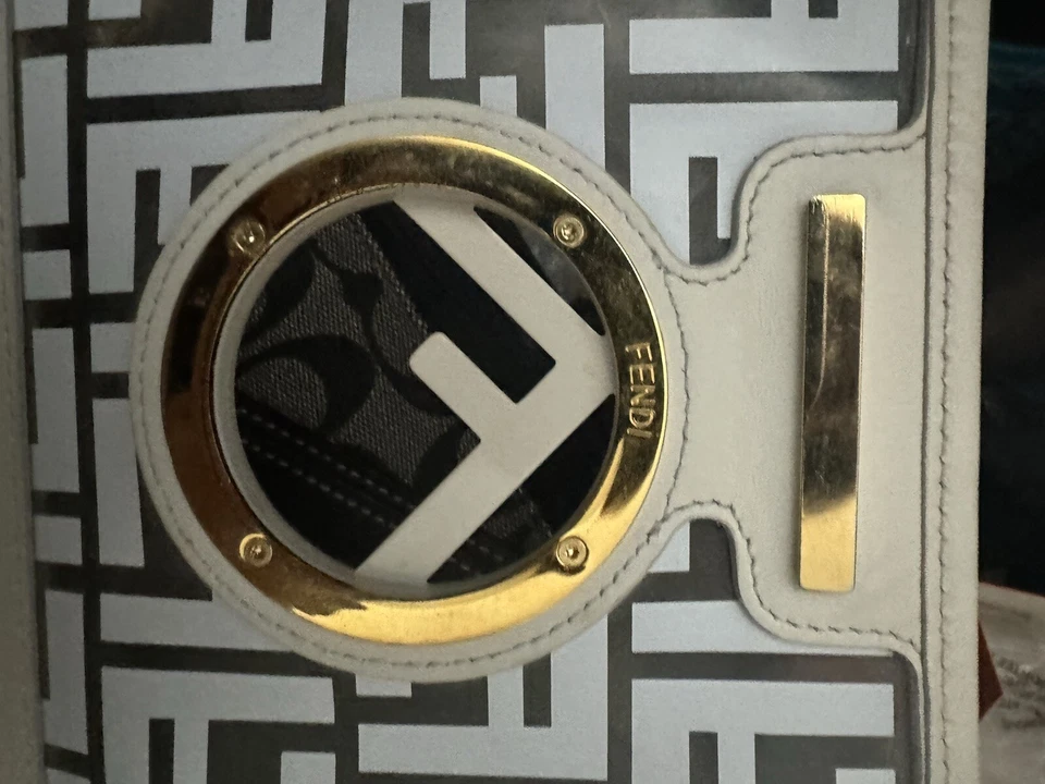 KENDI KAN I LARGE LEATHER AND FF PVC SHOULDER BAG - Image 3 of 4