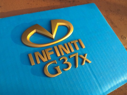 INFINITI G37x GOLD LETTERING EMBLEMS WITH LOGO - Picture 2 of 6