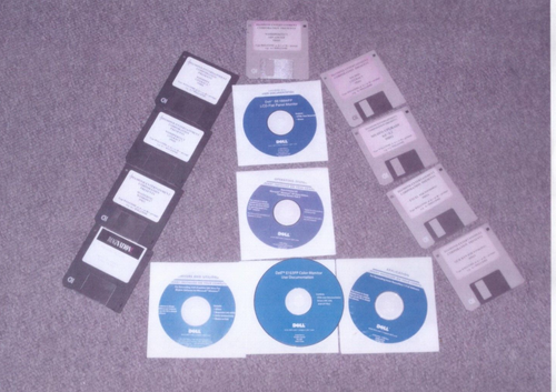 FLOPPY DISK AND CD'S - Afbeelding 6 van 6