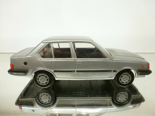 STAHLBERG VOLVO 360 GLE - SILVER METALLIC 1:20 - GOOD CONDITION - Imagen 8 de 9