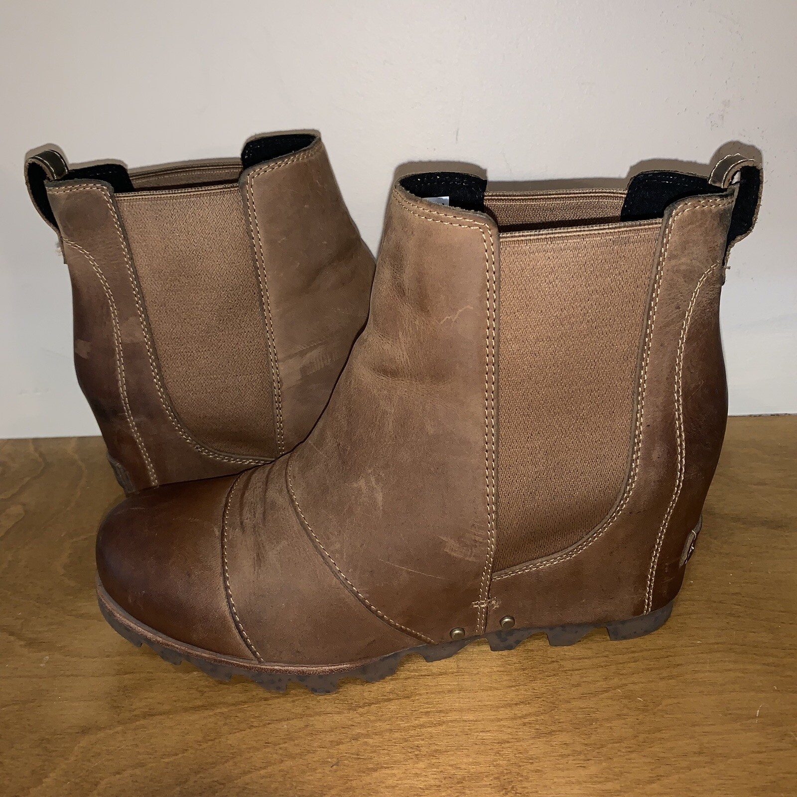 lea wedge boot