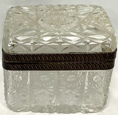 Caja de joyería vintage de vidrio de plomo con borde de latón - Imagen 2 de 7
