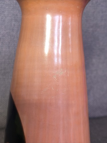 Vaso in ceramica firmato Chulucanas alto 10” peruviano contemporaneo nero marrone - Foto 5 di 11