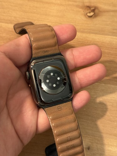 Apple Watch Series 9 Stainless Steel Graphites 41mm with Leather Link - Zdjęcie 8 z 10