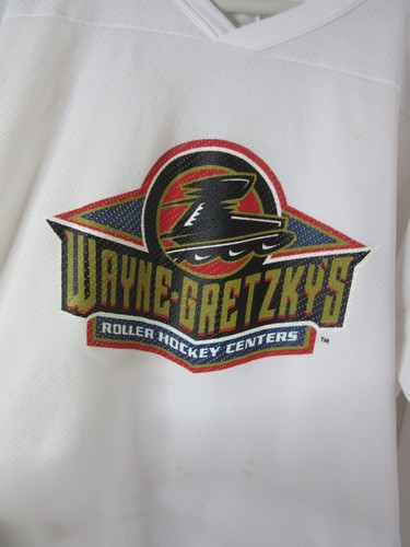 CCM Hockey Jersey Wayne Gretzky's Roller Hockey Centers Authentic White Size XXL - Picture 2 of 9
