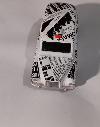 Corgi Classics Newspaper Austin Taxy - Picture 3 of 5