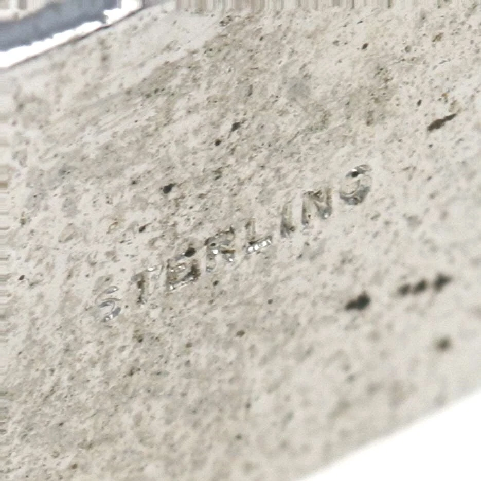 Dije de máquina tragamonedas de casino esmaltado en plata esterlina - 925 movimientos de juego Foto 4 de 4