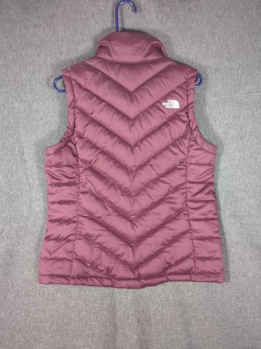 The North Face 550 Women's Med Goose Down Quilted Puffer Vest - Burgundy - Picture 10 of 13