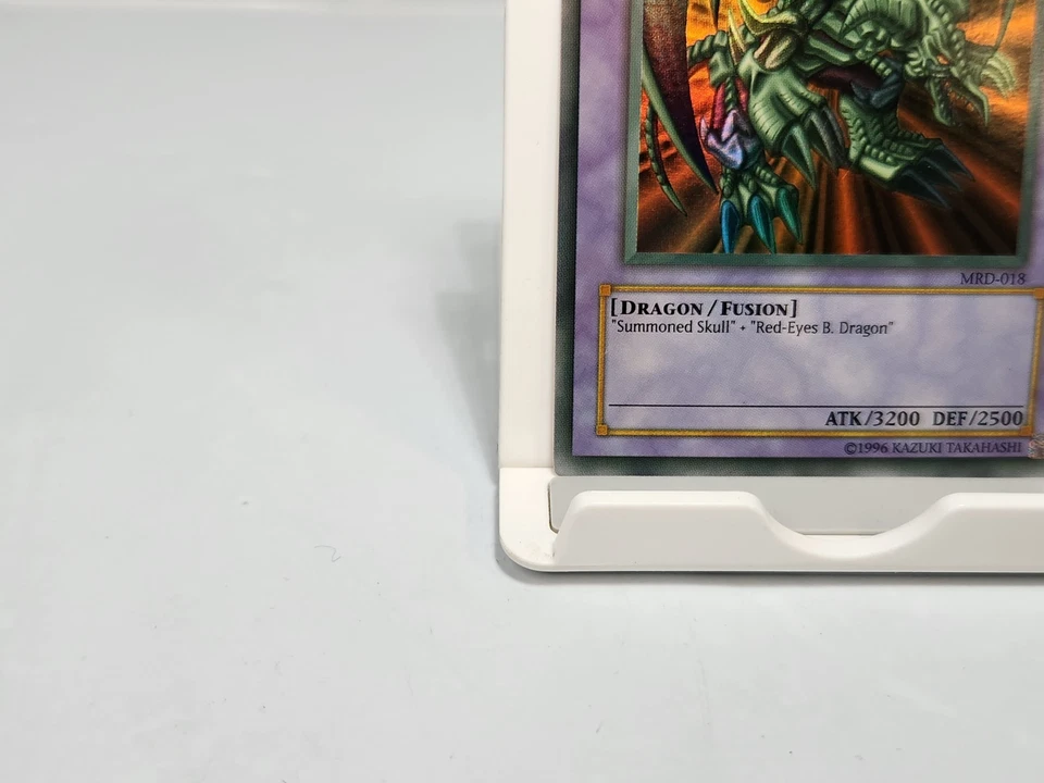 B. Skull Dragon MRD-018 Ultra Rare Yugioh Metal Raiders Low Fade Holo Bleed - Image 4 of 4