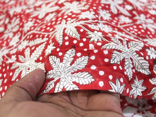 Tela de algodón indio estampada floral roja bloque a mano tela de costura 10 yardas - Imagen 11 de 11