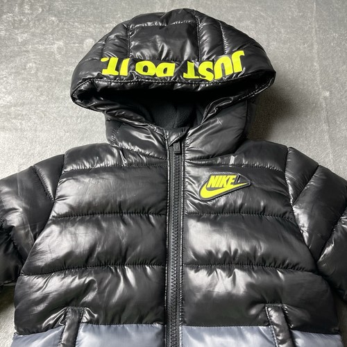 Nike Puffer Giacca Invernale con Cappuccio Just Do It Grigio Nero Cappotto Ragazzo 24 M Mesi - Foto 16 di 16