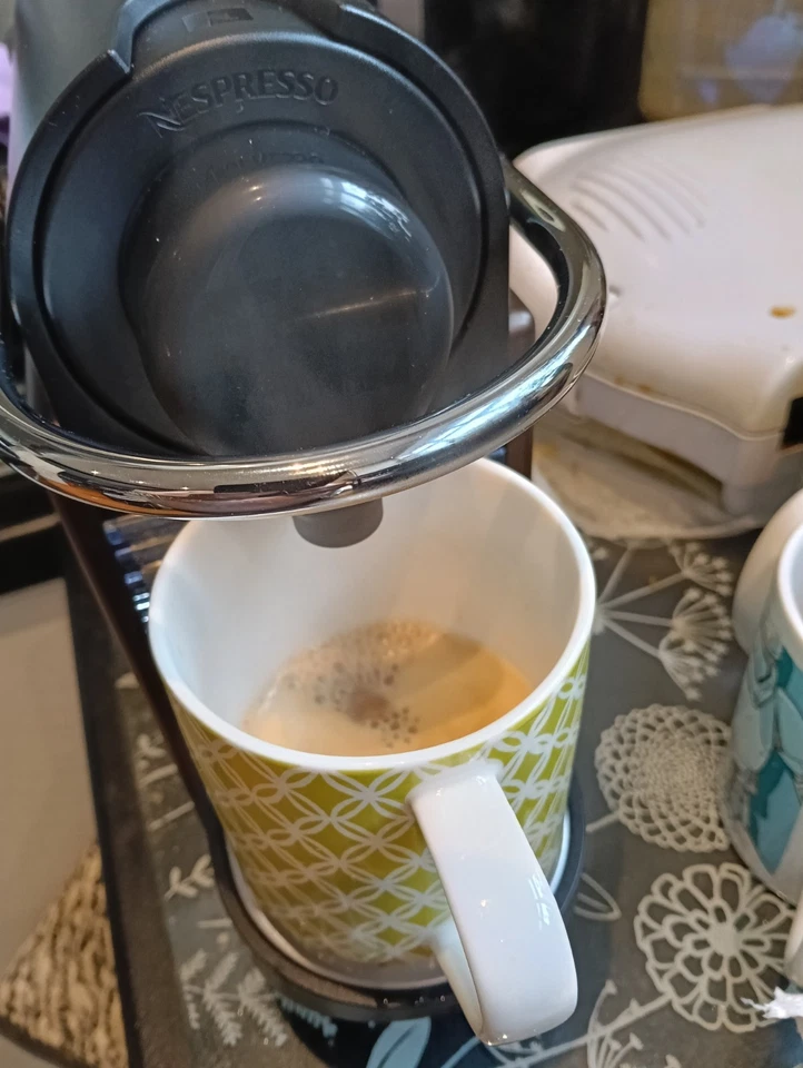 Krups Nespresso Pixie XN304T40, photo 4 of 5