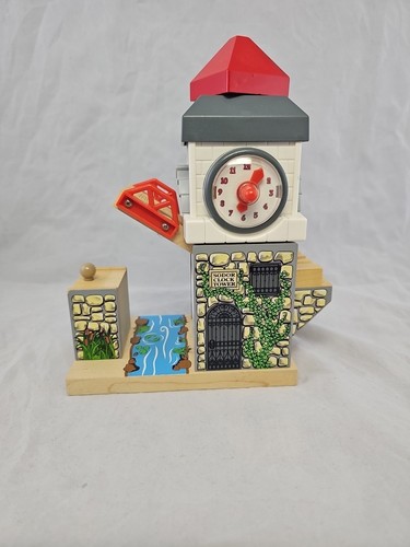 Thomas & Friends Wooden Railway Sodor Clock Tower - Picture 2 of 10