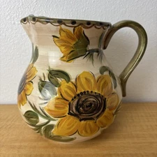 Provencial Garden Whole Home 80 oz Pitcher w/ Sunflowers