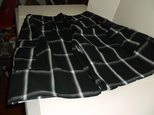 New Shaka Wear Plaid Short Pants Size 2X-Large  Color  Black - Picture 1 of 5
