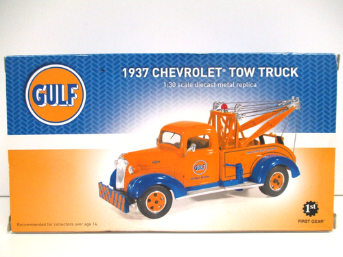 FIRST GEAR - GULF 24 HOUR SERVICE - 1937 CHEVROLET TOW TRUCK / WRECKER - 1/30 - Picture 14 of 18