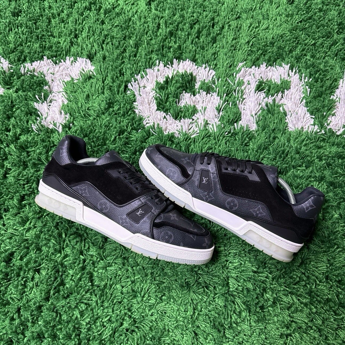 Size 9LV / 10M - Louis Vuitton Trainer Low Black White Size 9LV / 10M - Louis Vuitton Trainer Low Black White