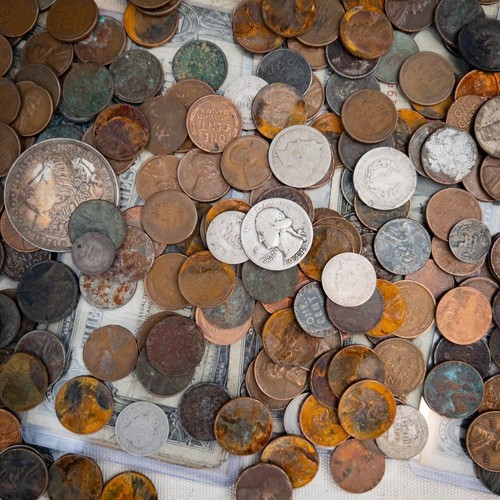 "Junk" Vintage U.S. Coin Grab Bag Mixed Lot | 90% Silver + Wheat Pennies & More - Picture 2 of 5