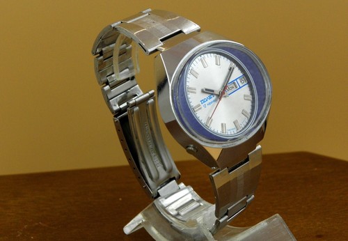 Rare POLJOT watch Stadium Nice two tone dial Soviet 1980`s - Picture 3 of 9