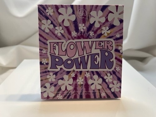 Paleta de sombras de ojos BH Cosmetics Flower Power 16 colores con cepillo de sombra de ojos gratis - Imagen 2 de 7