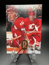 1994-95 Flair Hockey - Gary Roberts #28