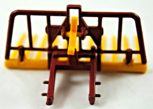 1:32 Britains 9543 BUCK RAKE FRONT & REAR MOUNTED LOADER For FARM Tractors - Picture 11 of 22