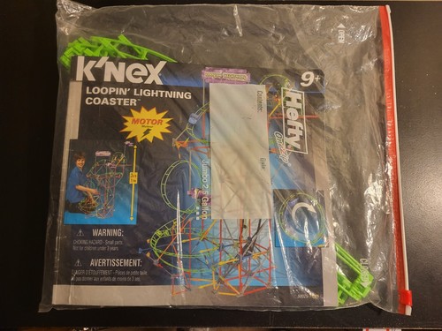 K’NEX  Loopin Lightning Roller Coaster Set 50025 98% Complete w/ Manual & Flags - Picture 6 of 6