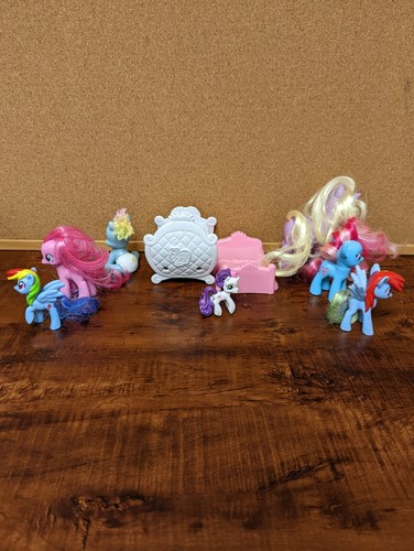 Lot of 7 My Little Pony 2"-4" Bed Accessory Cutie 2002 2010 - Picture 7 of 12