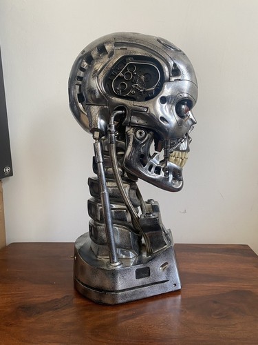 Sideshow Terminator T2 T800 Endoskull Life-Size Bust Combat Edition Boxed - Picture 4 of 16