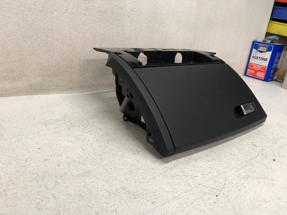 1/43 アウディ Audi A7 スポーツバック Audi 廃番 ケース 箱 1/43 アウディ Audi A7 スポーツバック Audi 廃番 ケース 箱