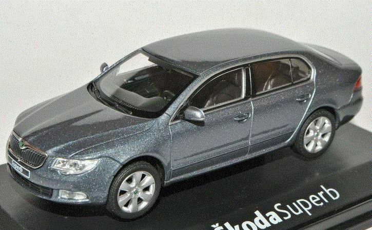 Modèle Réduit ABREX 1:43 Skoda Superb IV Combi SW 2023 Blanc - Voiture Miniature Neuve