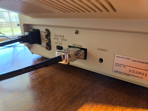 CÂBLE MONITEUR AMIGA DB23 RGB femelle vers DB9 mâle 1084 5 pieds - NEUF - Photo 5/8