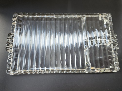 Vtg ORCHARD CRYSTAL PARTY Snack Tray Ribbed Glass Trays with Slots 1 Piece - Foto 2 di 2
