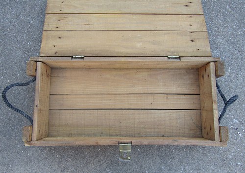 Vintage Wooden Military Crate Ammunition For Cannon With Smoke Projectile - Picture 9 of 12