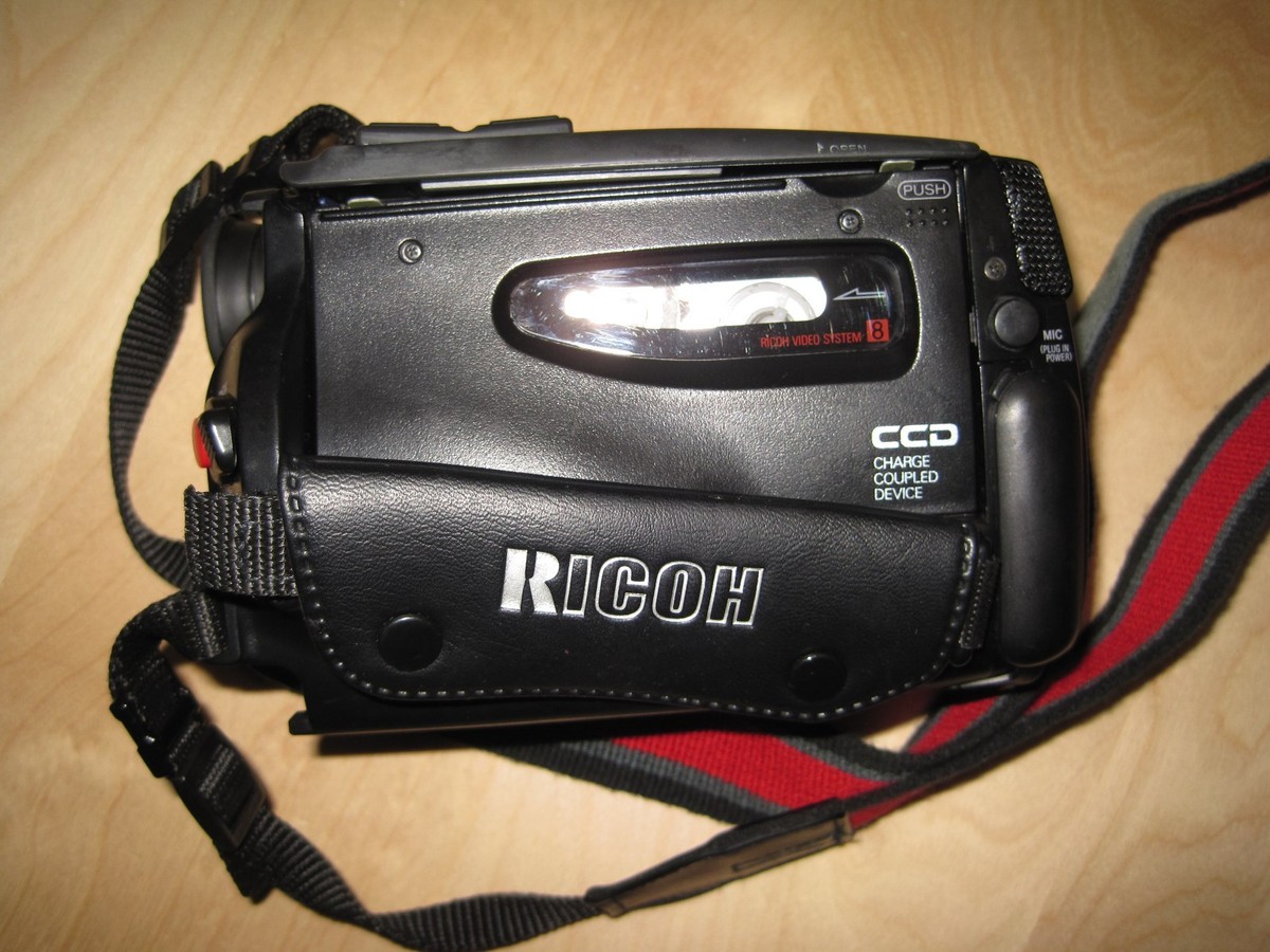 Ricoh R-67 Video 8 Camcorder - Black | eBay