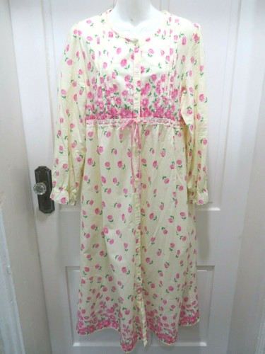 La Cera Pink Yellow Floral Nightgown 